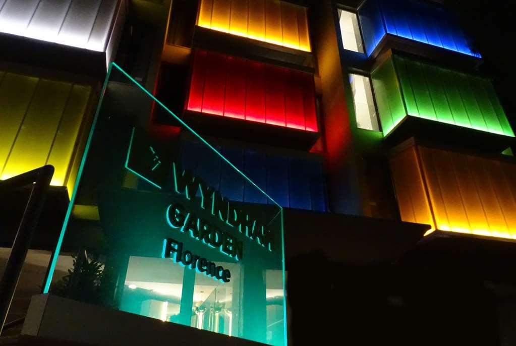 Wyndham Garden Firenze Esterno foto